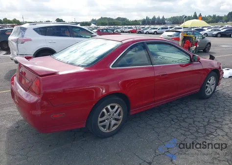 2001 Honda Accord 3.0 Ex z USA, uszkodzony, nr VIN 1HGCG22561A013085